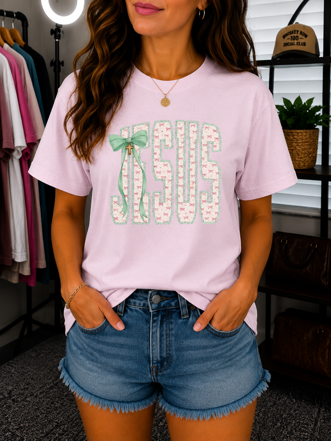 Jesus Bows Tee